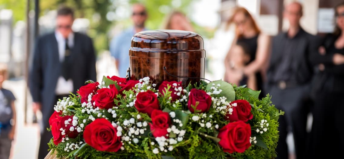 ¿Se puede velar a un familiar en casa?