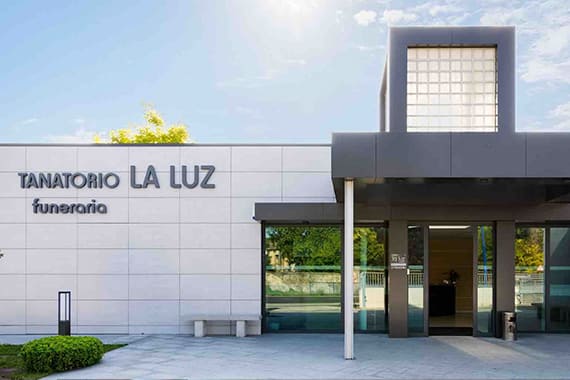 Tanatorio La Luz - Tanatorio en Laredo