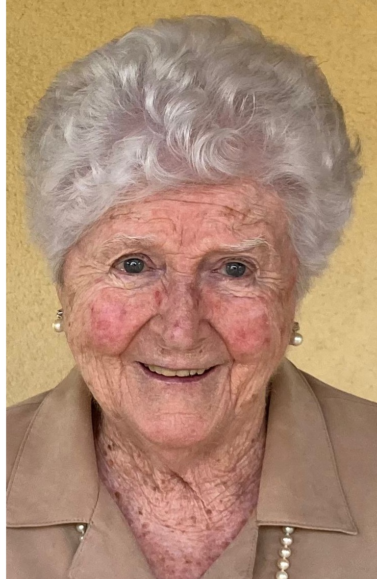 MARÍA DEL CARMEN ANDONEGUI QUEREJETA