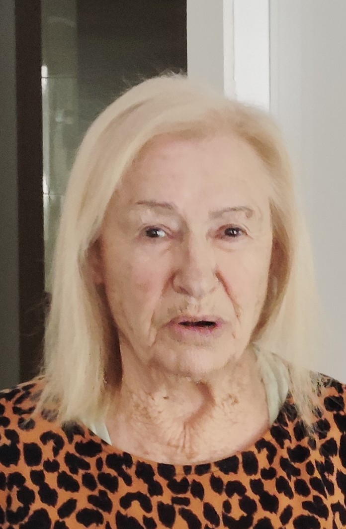 MARIA MARTINEZ SIERRA