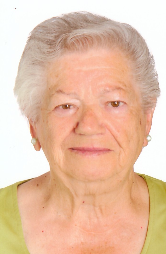 CARMEN DE LOS RIOS PERNIA