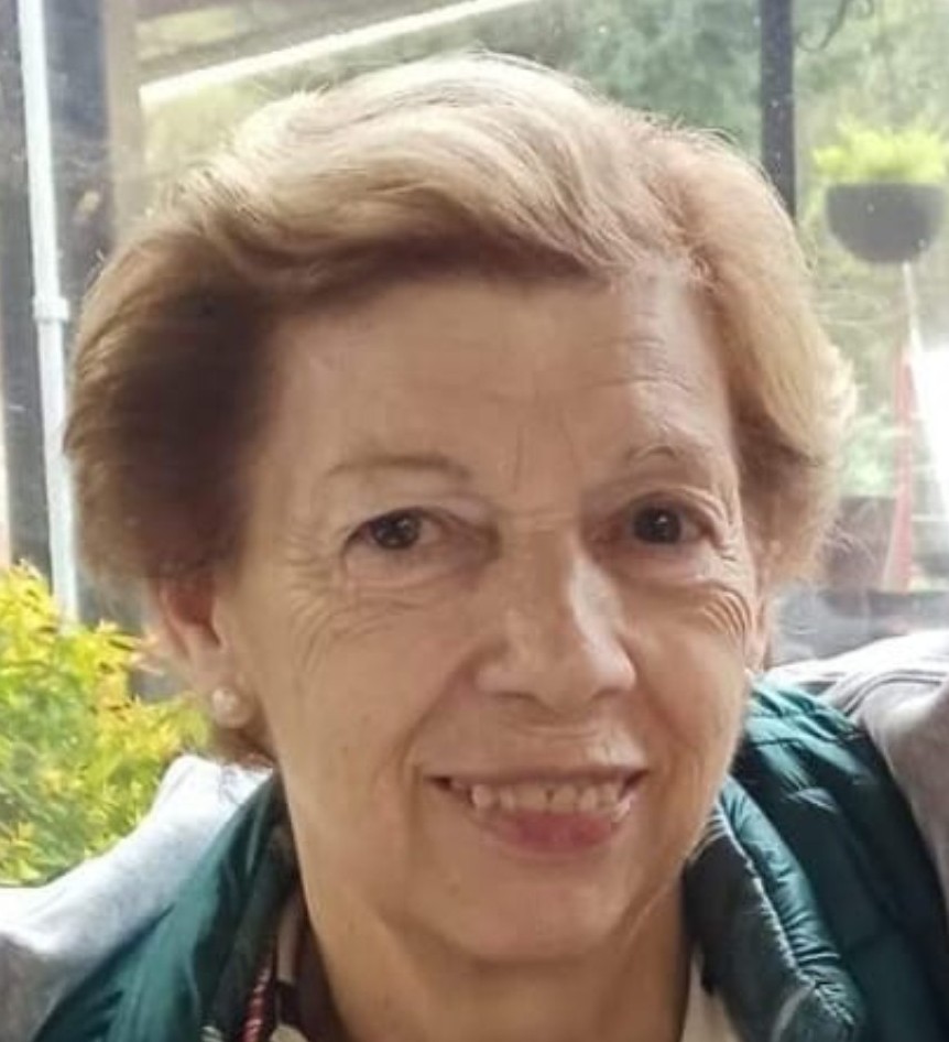 LAURA MANZANEDO MARINA