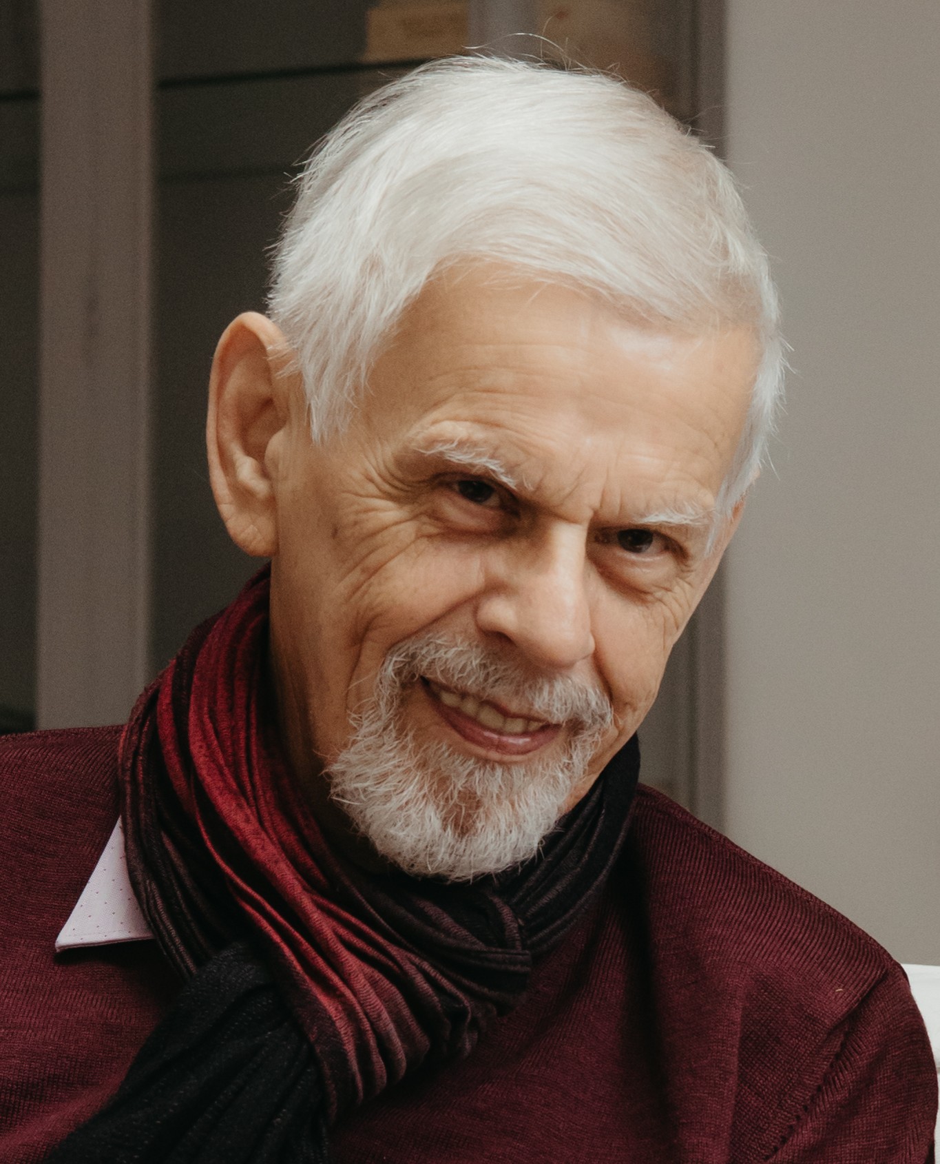 WOLFGANG HOLZWARTH