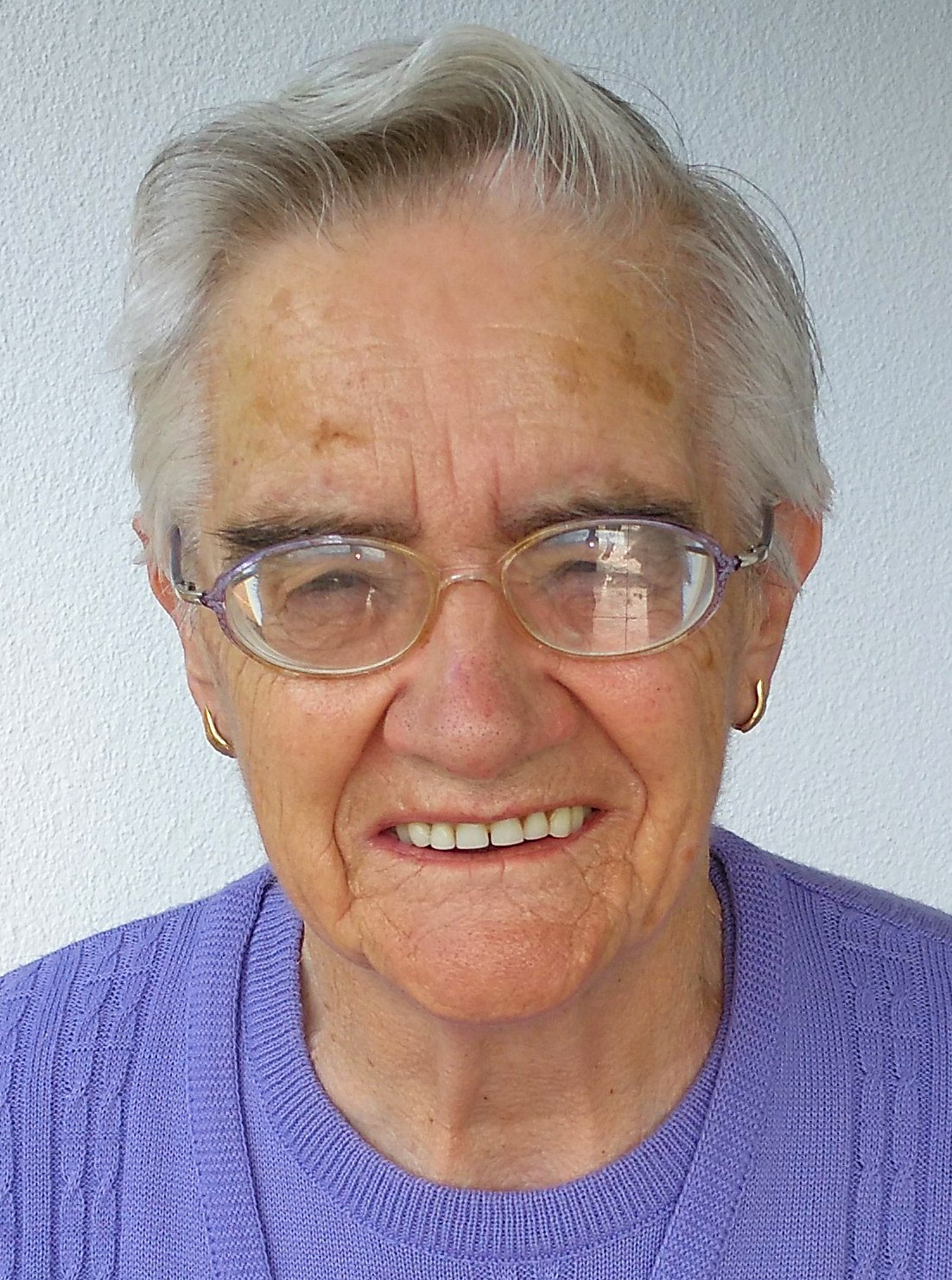 MARIA DEL CARMEN DIEGO SAINZ