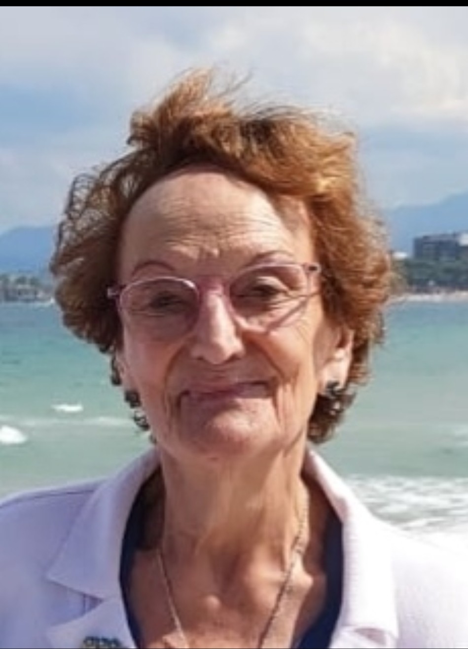 MARIA ROSARIO HUARTE LUZURIAGA
