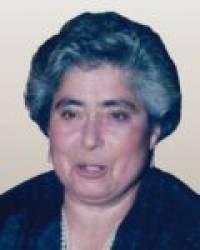 Dña. Avelina Fernández Gallego