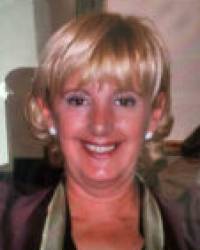 Dña. Consuelo Martínez Martínez
