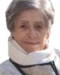 Dña. Manuela Gasamans López