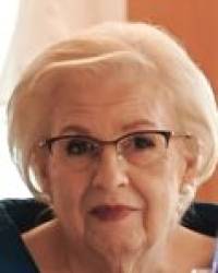 Dña. María Ángeles Bolado Pérez