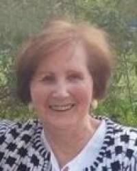 Dña. María Luz Angulo Salas