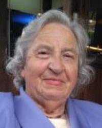 Dña. Sabina Fernández Fernández