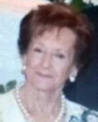 Dña. Vicenta Sagarna García